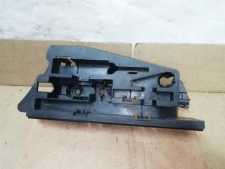 ящик под инструменты / набор инструментов Audi A6 4F/C6 [рестайлинг] 2009, 2.7 л., TDi, CAN, дизель, МКПП, серебро, универсал, передний привод, 4F5012111A