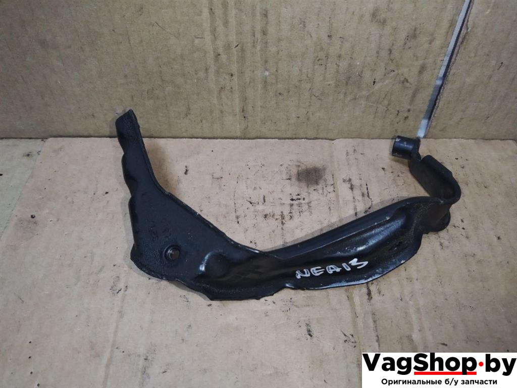 кронштейн (крепление) Audi Q7 4L 2007, 3.0 л., TDi, BUG, дизель, АКПП, черный, внедорожник 5 дв., полный привод, 059145961J - фото №1