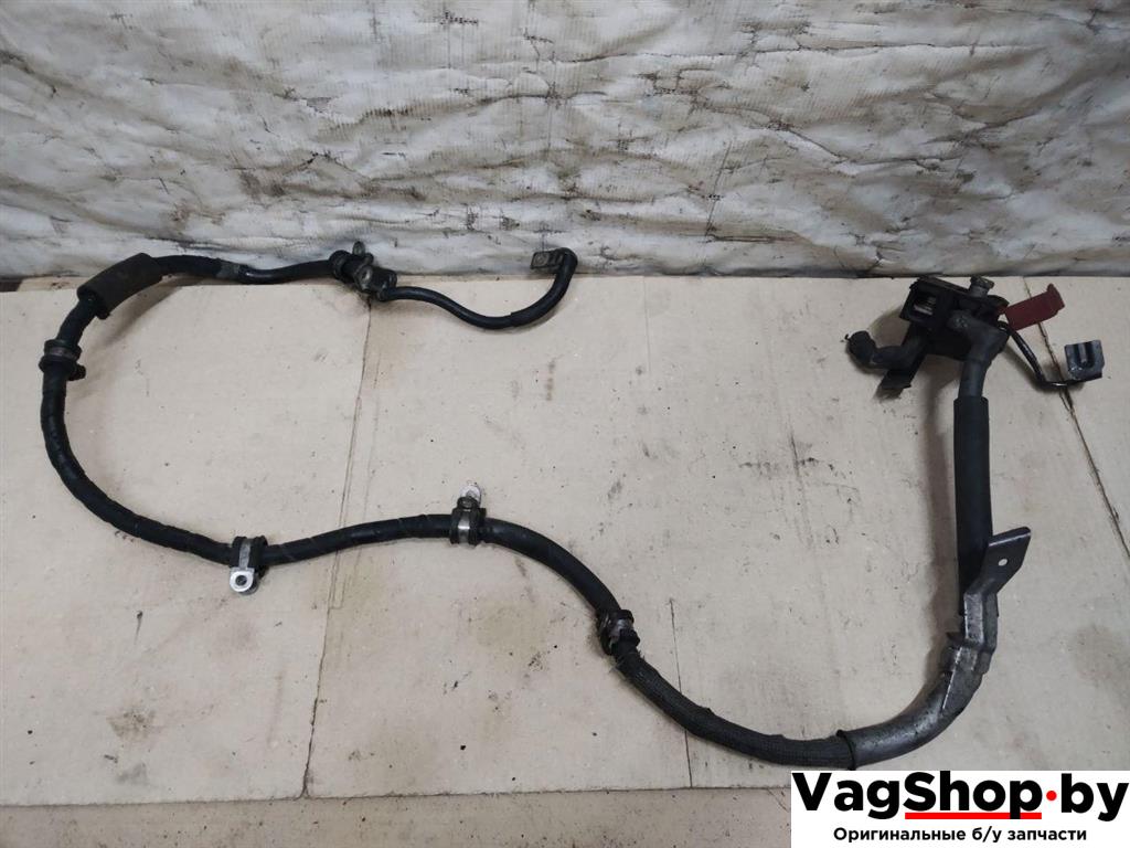 плюсовой провод аккумулятора Audi Q7 4L 2007, 3.0 л., TDi, BUG, дизель, АКПП, черный, внедорожник 5 дв., полный привод, 7L6971228C - фото №1