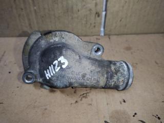 корпус термостата Volkswagen Touareg 1 поколение [рестайлинг] 2008, 2.5 л., TDi, BPE, дизель, АКПП, серый, внедорожник 5 дв., полный привод, 070121114