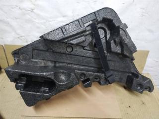 ящик под инструменты / набор инструментов Volkswagen Touareg 1 поколение [рестайлинг] 2008, 2.5 л., TDi, BPE, дизель, АКПП, серый, внедорожник 5 дв., полный привод, 7L0012112