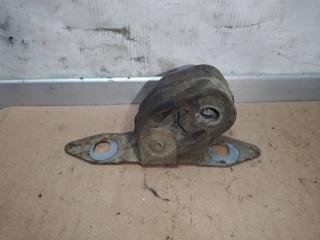 кронштейн глушителя Volkswagen Touareg 1 поколение [рестайлинг] 2009, 2.5 л., TDi, BPE, дизель, АКПП, черный, внедорожник 5 дв., полный привод, 7L6253147