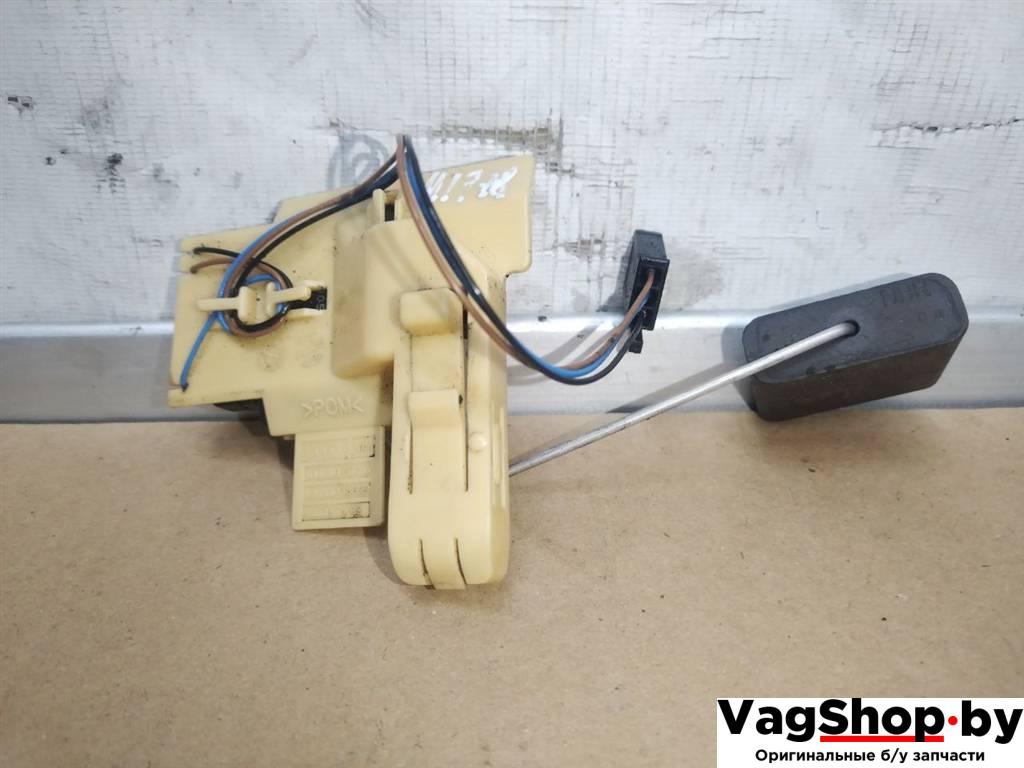 датчик уровня топлива Audi A8 D4/4H 2011, 3.0 л., TDi, CDT, дизель, АКПП, синий, седан, полный привод, 4H0919673D - фото №1