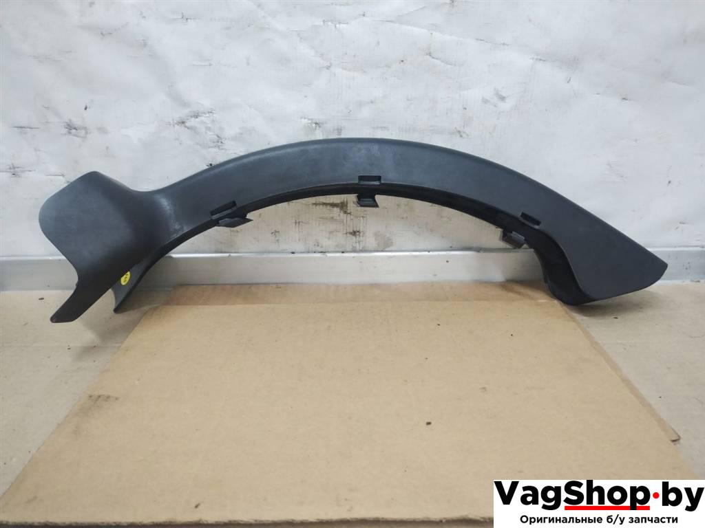 Накладка петли багажника правая Audi A8 D4/4H 2011, 3.0 л., TDi, CDT, дизель, АКПП, синий, седан, полный привод, 4H0971446B - фото №1