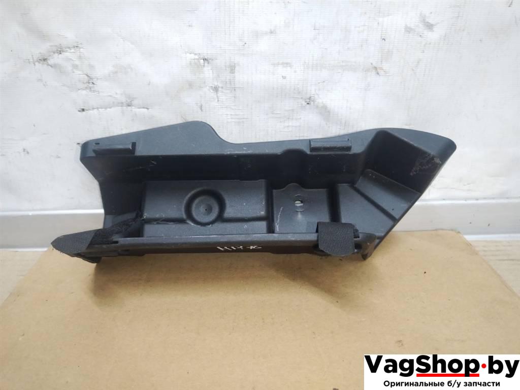 кронштейн (крепление) Audi A8 D4/4H 2011, 3.0 л., TDi, CDT, дизель, АКПП, синий, седан, полный привод, 4H0012635 - фото №1