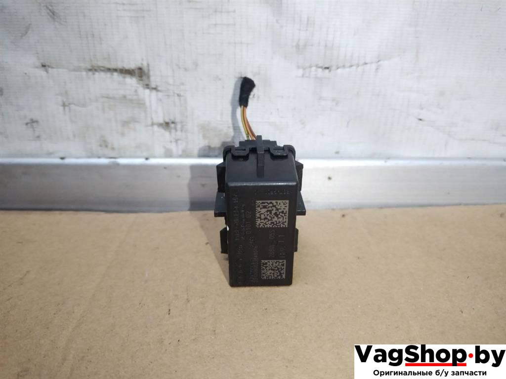 антенна иммобилайзера Audi A8 D4/4H 2011, 3.0 л., TDi, CDT, дизель, АКПП, синий, седан, полный привод, 4H0909131 - фото №1