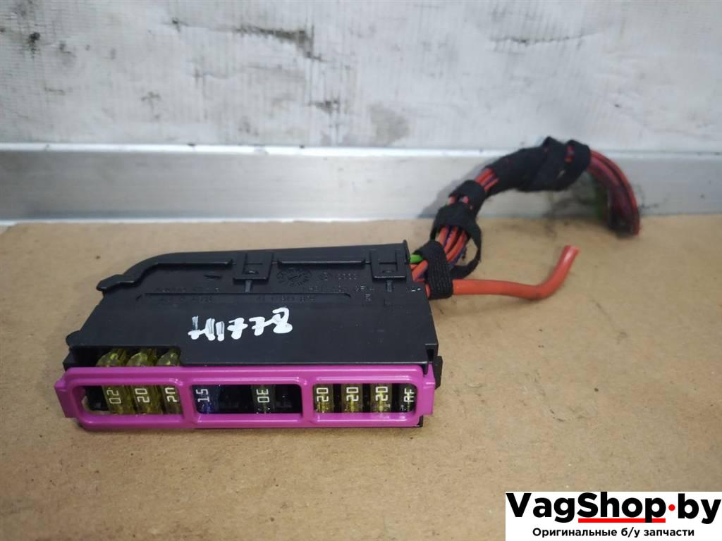 блок предохранителей Audi A8 D4/4H 2011, 3.0 л., TDi, CDT, дизель, АКПП, синий, седан, полный привод, 4F1941824 - фото №1