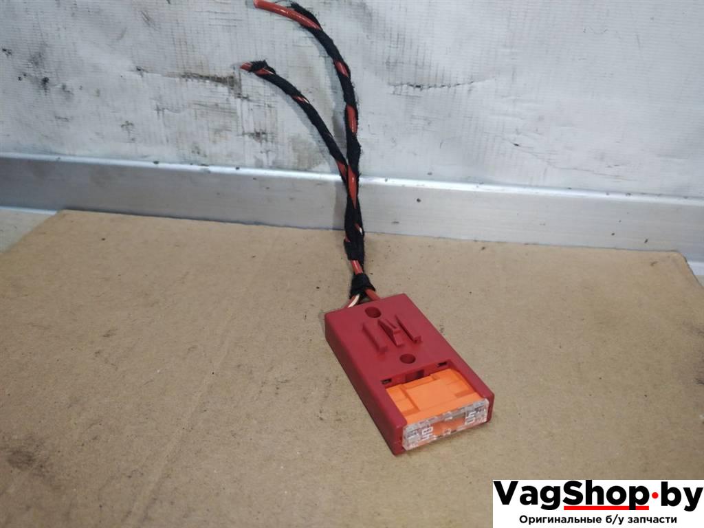 блок предохранителей Audi A8 D4/4H 2011, 3.0 л., TDi, CDT, дизель, АКПП, синий, седан, полный привод, 8A0937530 - фото №1