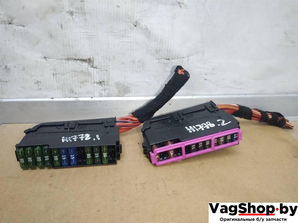 блок предохранителей Audi A8 D4/4H 2011, 3.0 л., TDi, CDT, дизель, АКПП, синий, седан, полный привод, 8K0941824D - фото №1