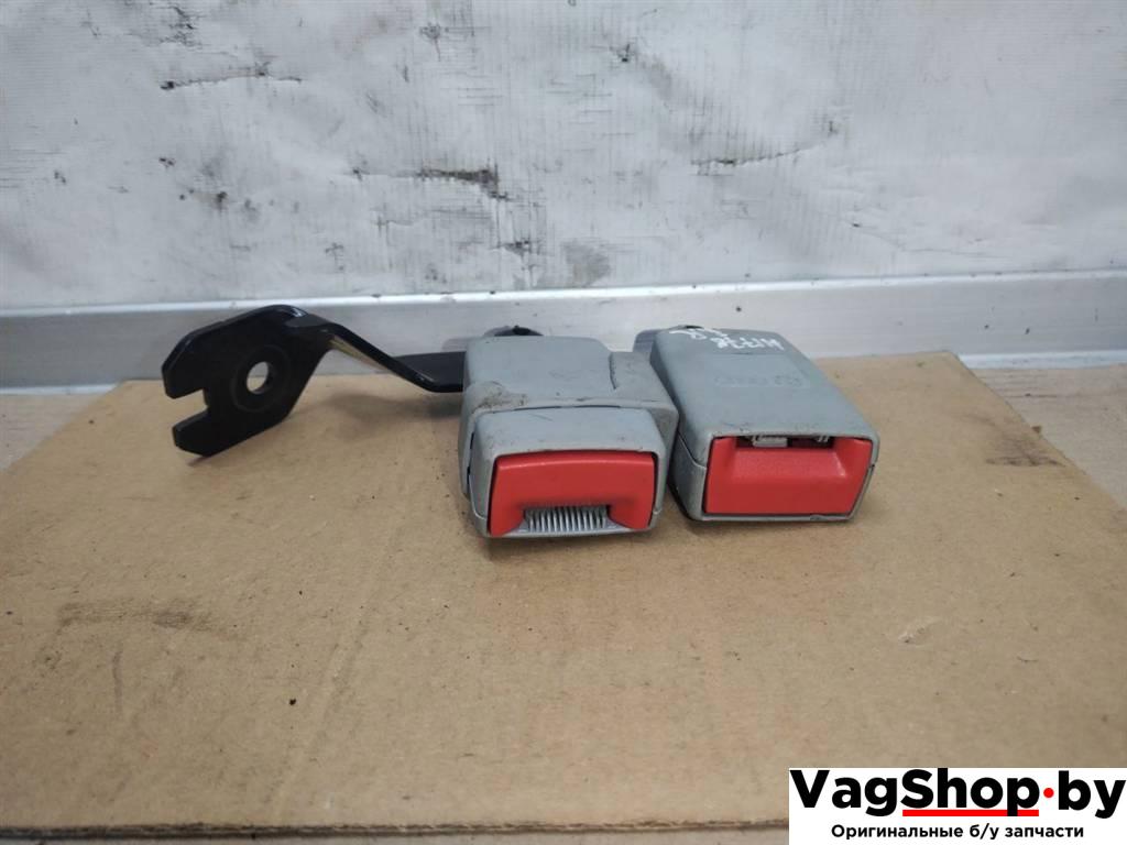 замок ремня безопасности Audi A8 D4/4H 2011, 3.0 л., TDi, CDT, дизель, АКПП, синий, седан, полный привод, 4H0857740DT4 - фото №1