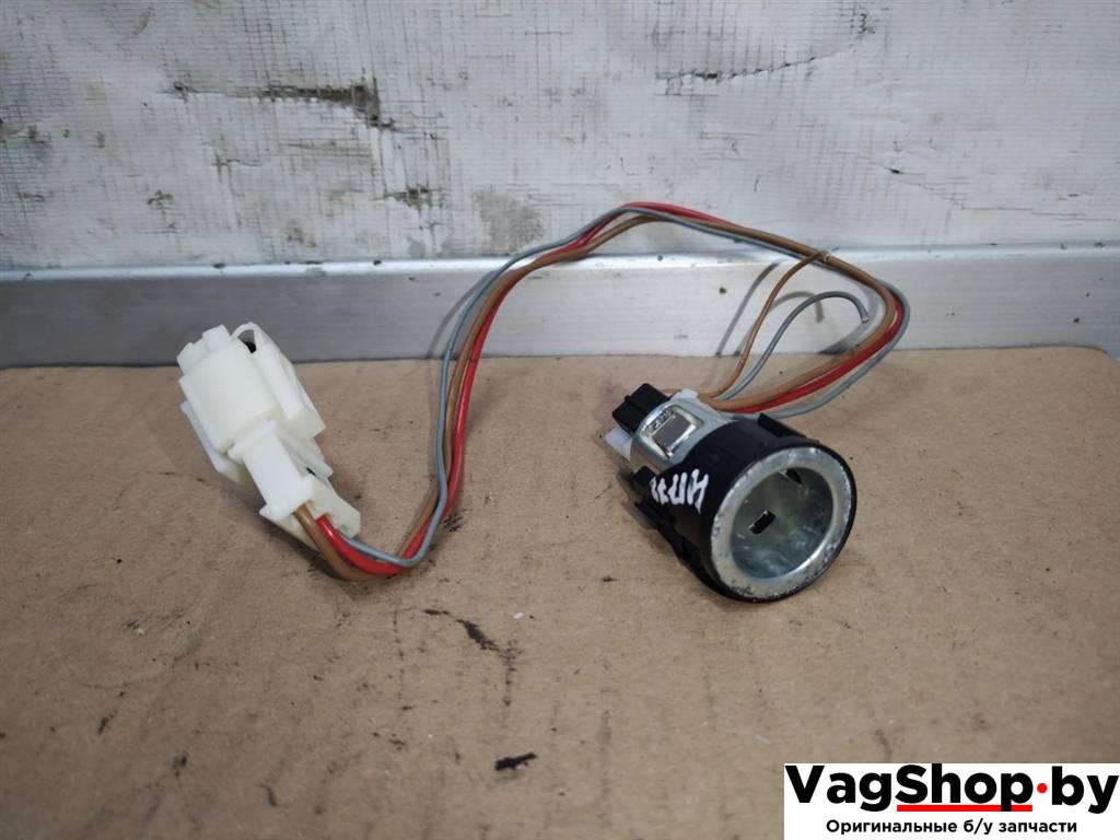 прикуриватель Audi A8 D4/4H 2011, 3.0 л., TDi, CDT, дизель, АКПП, синий, седан, полный привод, 4H0919303 - фото №1