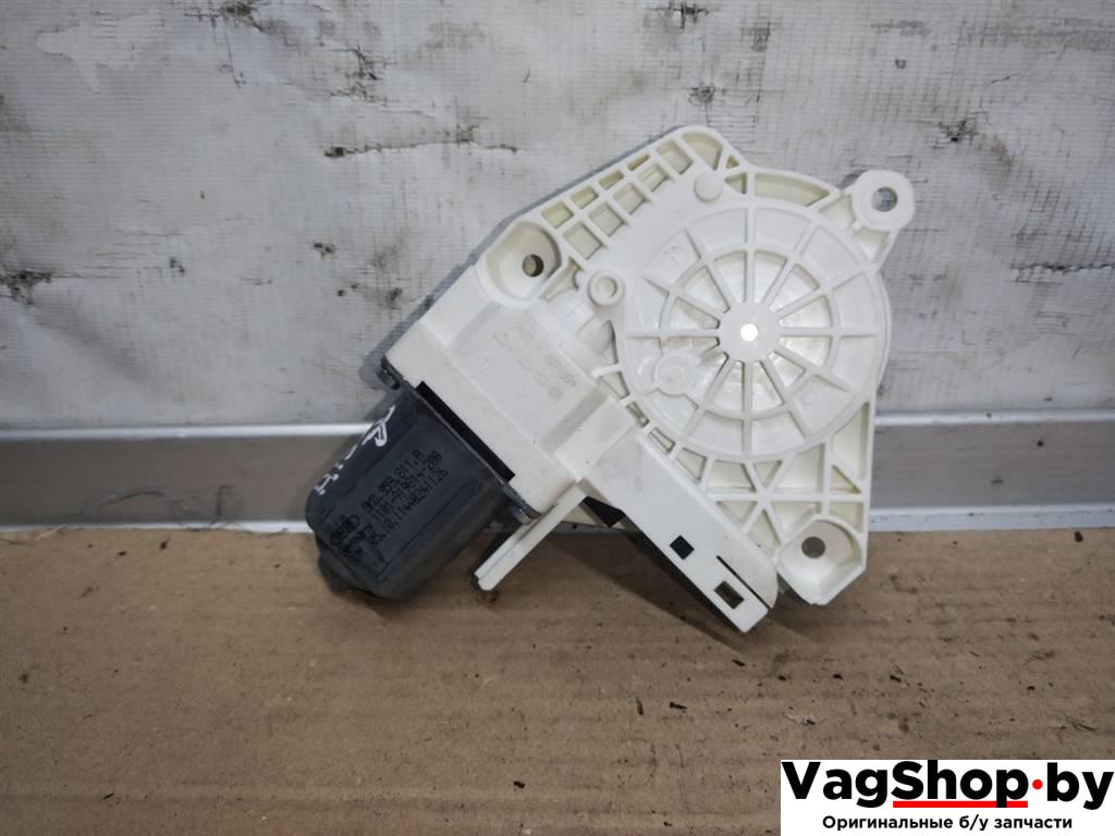 моторчик стеклоподъемника задний левый Audi Q5 8R 2011, 3.0 л., TDi, CCW, дизель, АКПП, серый, внедорожник 5 дв., полный привод, 8K0959811A - фото №1