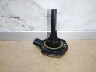 датчик уровня масла Audi A8 D3/4E [2-й рестайлинг] 2008, 4.2 л., FSI, BVJ, бензин, АКПП, серый, седан, полный привод, 06E907660