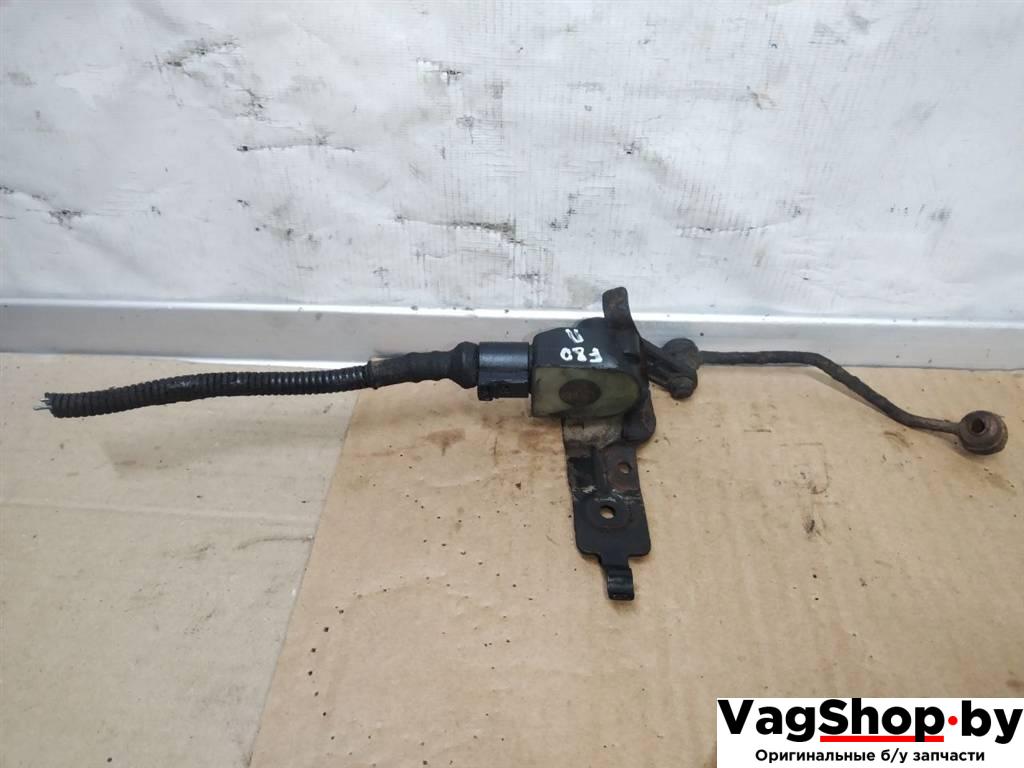 датчик дорожного просвета Audi A6 4F/C6 2005, 3.0 л., TDi, BMK, дизель, АКПП, синий, седан, полный привод, 1T0907503, 4F0941285F - фото №1