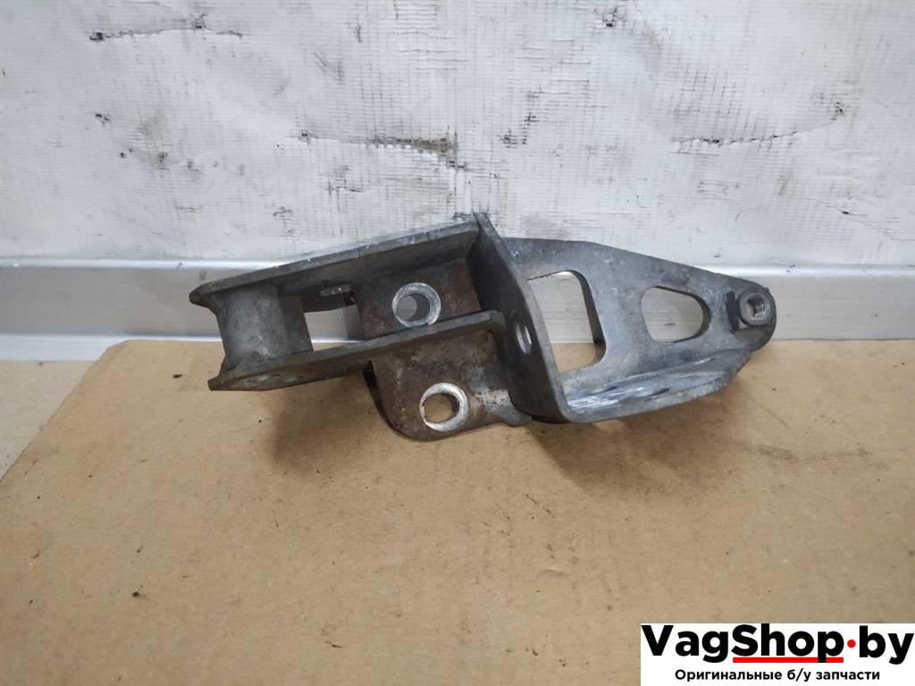 Кронштейн крепления балки подвески Audi A8 D4/4H 2011, 3.0 л., TDi, CDT, дизель, АКПП, синий, седан, полный привод, 4H0399655B - фото №1