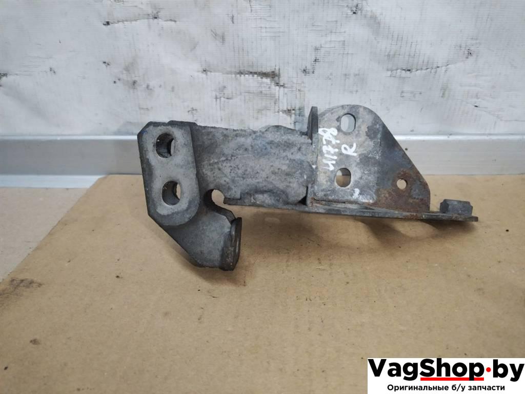 Кронштейн крепления балки подвески Audi A8 D4/4H 2011, 3.0 л., TDi, CDT, дизель, АКПП, синий, седан, полный привод, 4H0399656B - фото №1