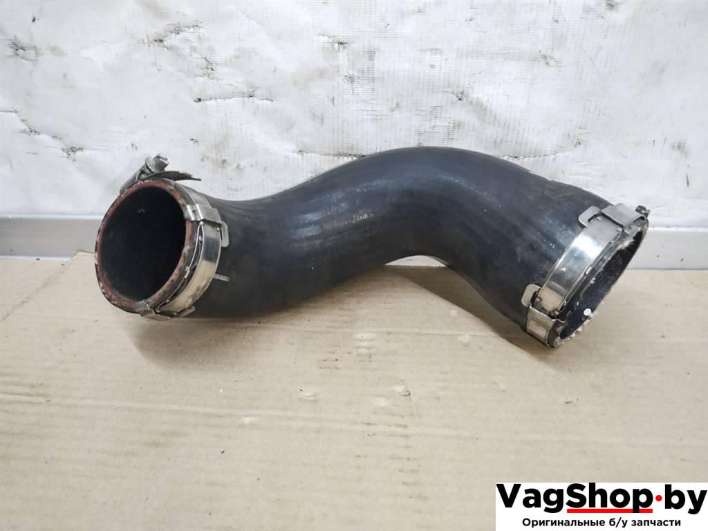 патрубок (трубопровод, шланг) Audi A8 D4/4H 2011, 3.0 л., TDi, CDT, дизель, АКПП, синий, седан, полный привод, 4H0145738M - фото №1