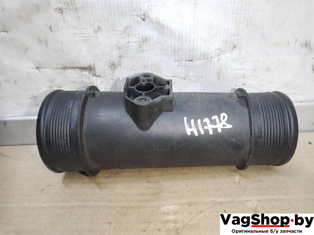 патрубок интеркулера Audi A8 D4/4H 2011, 3.0 л., TDi, CDT, дизель, АКПП, синий, седан, полный привод, 4H0145673P - фото №1