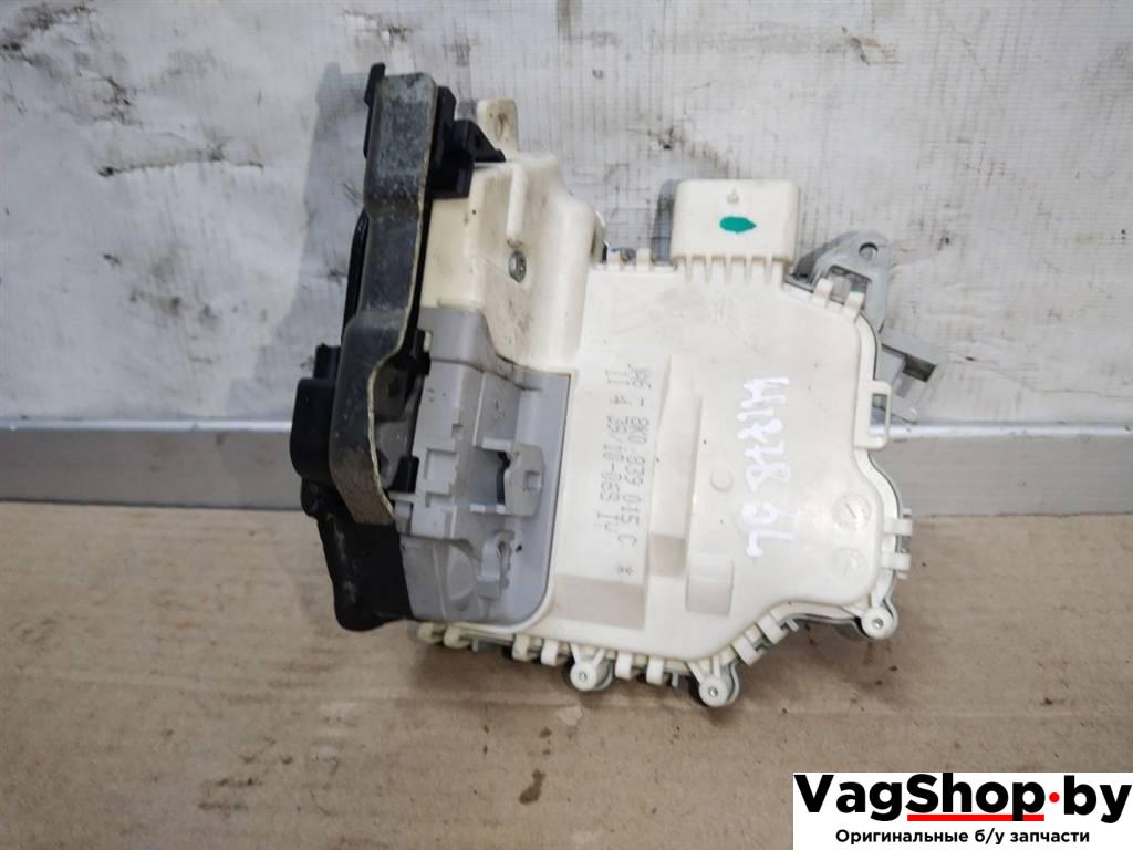 замок двери задней левой Audi A8 D4/4H 2011, 3.0 л., TDi, CDT, дизель, АКПП, синий, седан, полный привод, 8K0839015C - фото №1