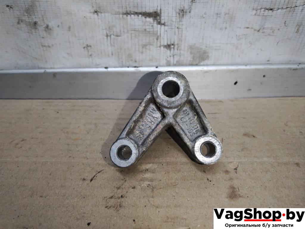 кронштейн (крепление) Audi A8 D4/4H 2011, 3.0 л., TDi, CDT, дизель, АКПП, синий, седан, полный привод, 059145174C - фото №1