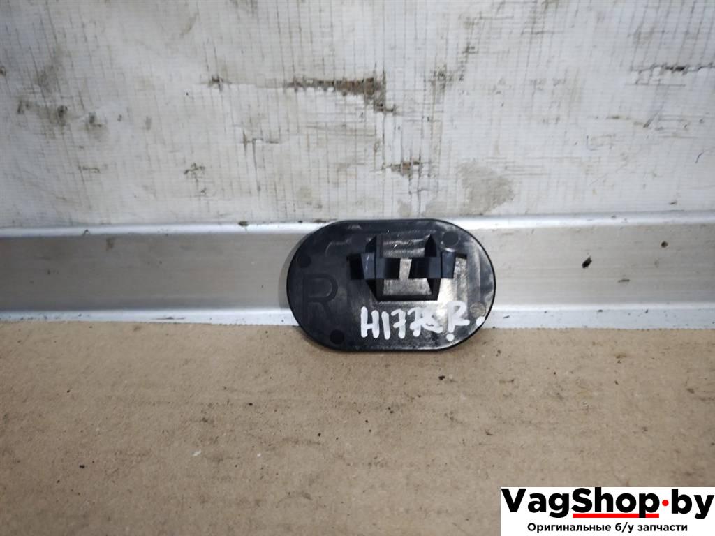 заглушка Audi A8 D4/4H 2011, 3.0 л., TDi, CDT, дизель, АКПП, синий, седан, полный привод, 4H0868356 - фото №1