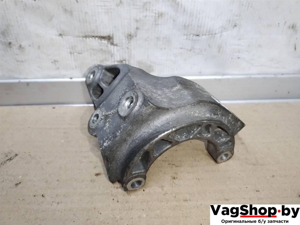 кронштейн гидроусилителя Audi A8 D4/4H 2011, 3.0 л., TDi, CDT, дизель, АКПП, синий, седан, полный привод, 059145167AL - фото №1