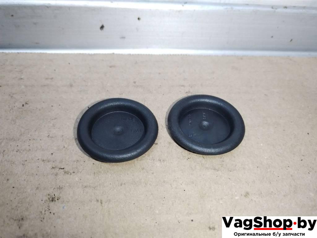 заглушка Audi A8 D4/4H 2011, 3.0 л., TDi, CDT, дизель, АКПП, синий, седан, полный привод, 8D0803583L - фото №1