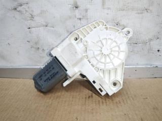 моторчик стеклоподъемника передний левый Audi A6 Allroad Quattro C6 [рестайлинг] 2009, 3.0 л., TDi, CDY, дизель, АКПП, синий, универсал, полный привод, 8K0959801A