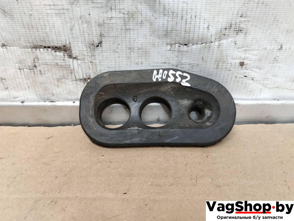 уплотнитель Audi Q5 8R 2011, 3.0 л., TDi, CCW, дизель, АКПП, серый, внедорожник 5 дв., полный привод, 8R0819345C - фото №1