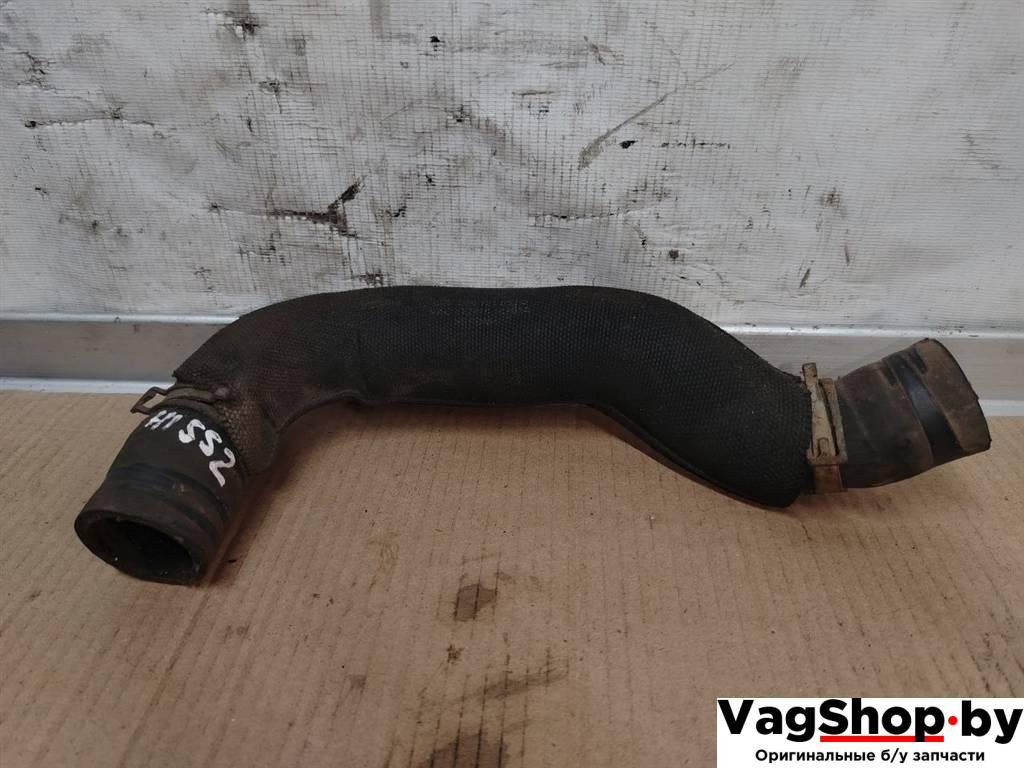 патрубок (трубопровод, шланг) Audi Q5 8R 2011, 3.0 л., TDi, CCW, дизель, АКПП, серый, внедорожник 5 дв., полный привод, 8R0121052D - фото №1