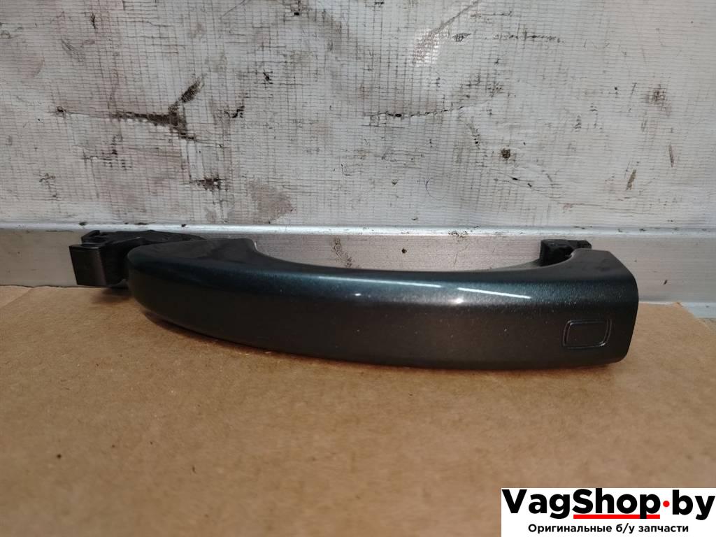 ручка наружная передняя правая Audi Q5 8R 2011, 3.0 л., TDi, CCW, дизель, АКПП, серый, внедорожник 5 дв., полный привод, 8T0837205A - фото №1