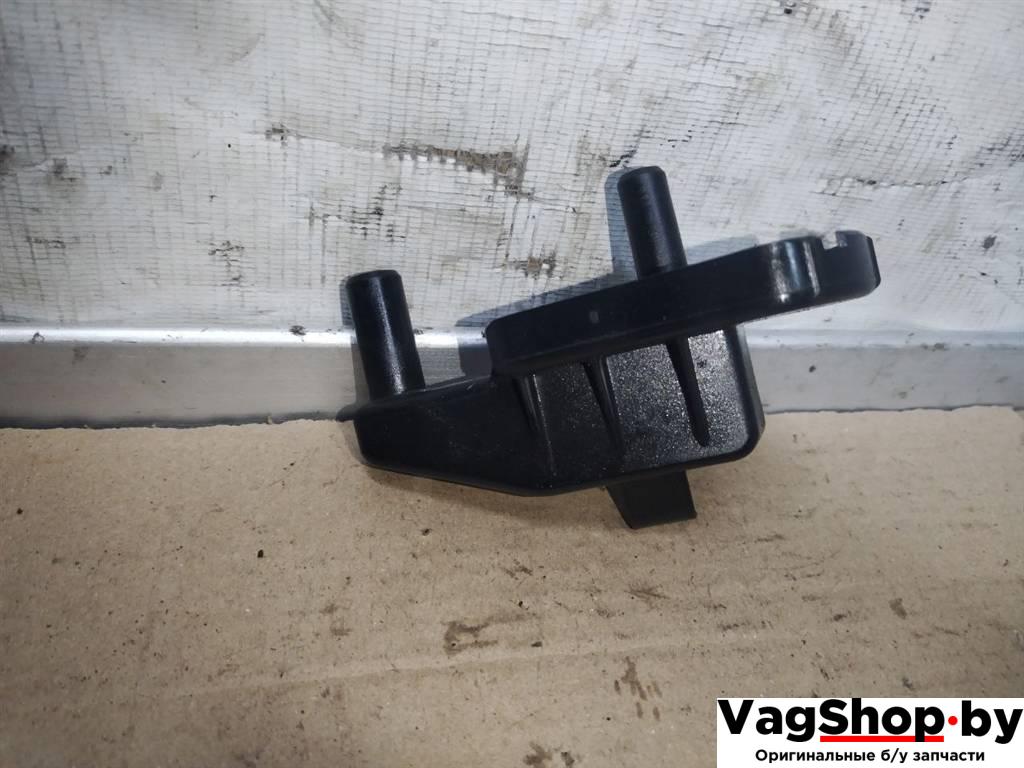 Маслоотражатель АКПП Audi Q5 8R 2009, 2.0 л., TFSI, CDN, бензин, АКПП, черный, внедорожник 5 дв., полный привод, 0B5321457B - фото №1