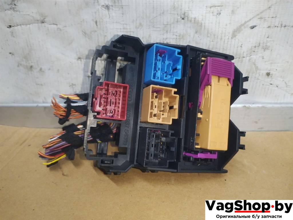 блок предохранителей Audi Q5 8R 2011, 3.0 л., TDi, CCW, дизель, АКПП, серый, внедорожник 5 дв., полный привод, 8K0937545B - фото №1