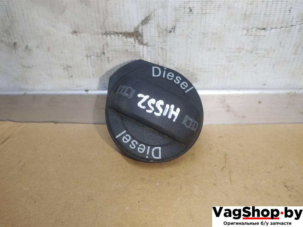 пробка топливного бака Audi Q5 8R 2011, 3.0 л., TDi, CCW, дизель, АКПП, серый, внедорожник 5 дв., полный привод, 3C0201553K - фото №1