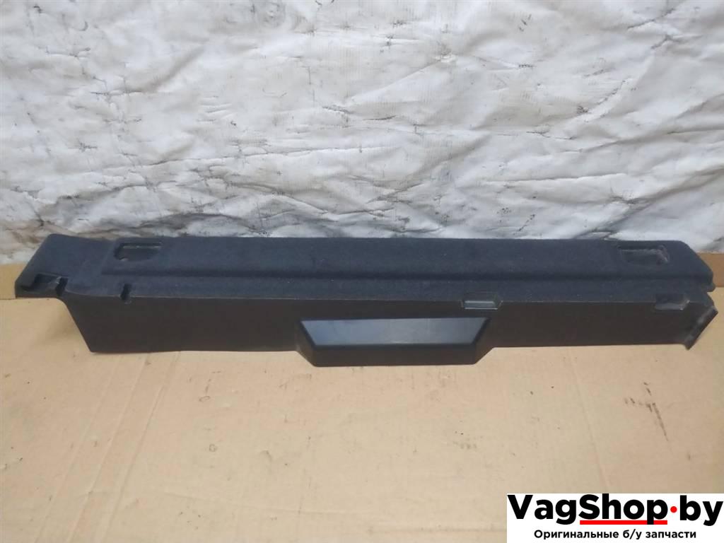 пластик Audi Q5 8R 2011, 3.0 л., TDi, CCW, дизель, АКПП, серый, внедорожник 5 дв., полный привод, 8R0861828C - фото №1