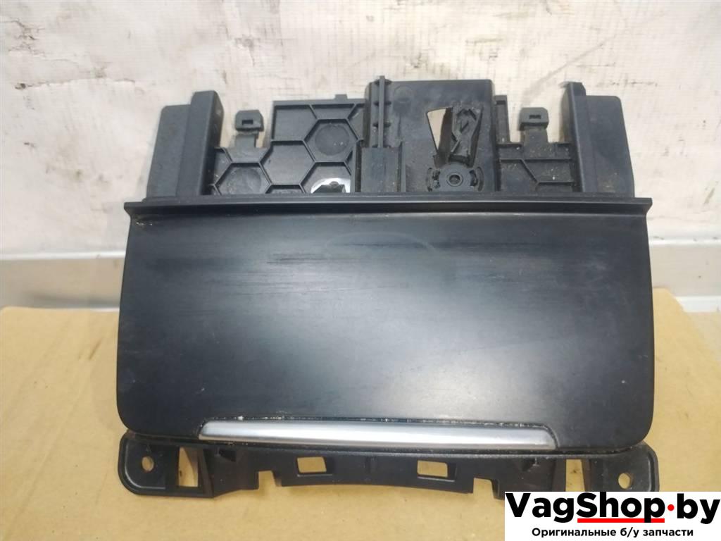 пепельница Audi Q5 8R 2011, 3.0 л., TDi, CCW, дизель, АКПП, серый, внедорожник 5 дв., полный привод, 8K0857951, 8K0857965DE - фото №1