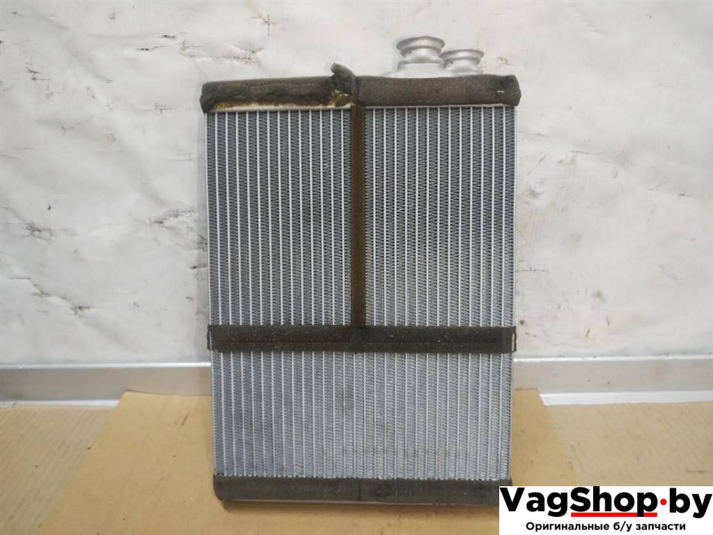 радиатор отопителя (печки) Audi Q5 8R 2011, 3.0 л., TDi, CCW, дизель, АКПП, серый, внедорожник 5 дв., полный привод - фото №1