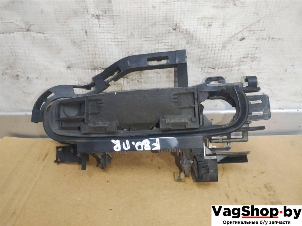 ручка наружная передняя правая Audi A6 4F/C6 2005, 3.0 л., TDi, BMK, дизель, АКПП, синий, седан, полный привод, 4F0837886 - фото №1