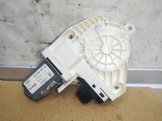 моторчик стеклоподъемника задний левый Audi Q7 4L 2007, 3.0 л., TDi, BUG, дизель, АКПП, черный, внедорожник 5 дв., полный привод, 4L0959801B