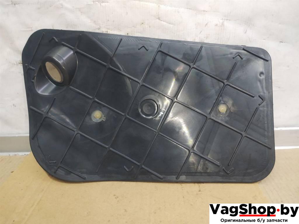 заглушка Audi Q7 4L 2007, 3.0 л., TDi, BUG, дизель, АКПП, черный, внедорожник 5 дв., полный привод, 4L0837916 - фото №1