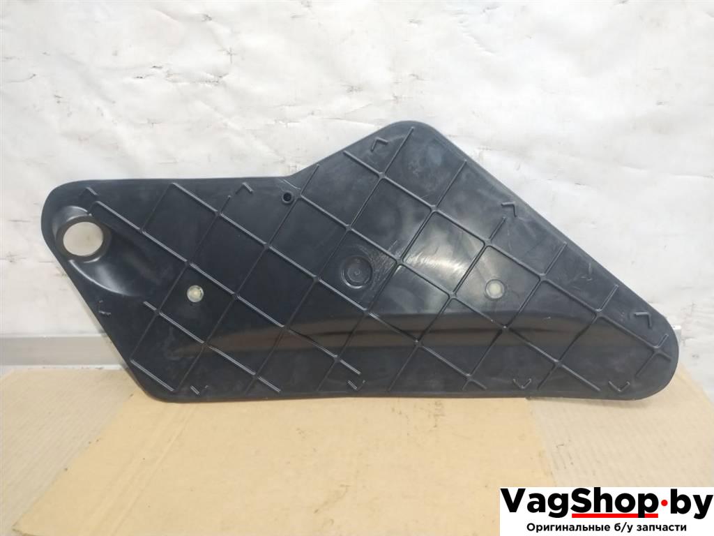 заглушка Audi Q7 4L 2007, 3.0 л., TDi, BUG, дизель, АКПП, черный, внедорожник 5 дв., полный привод, 4L0839916A - фото №1