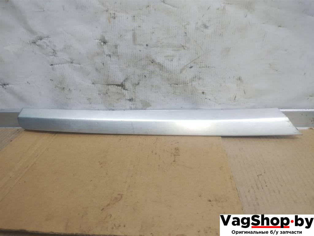 накладка двери (крышки) багажника Audi Q7 4L 2007, 3.0 л., TDi, BUG, дизель, АКПП, черный, внедорожник 5 дв., полный привод, 4L0867420 - фото №1