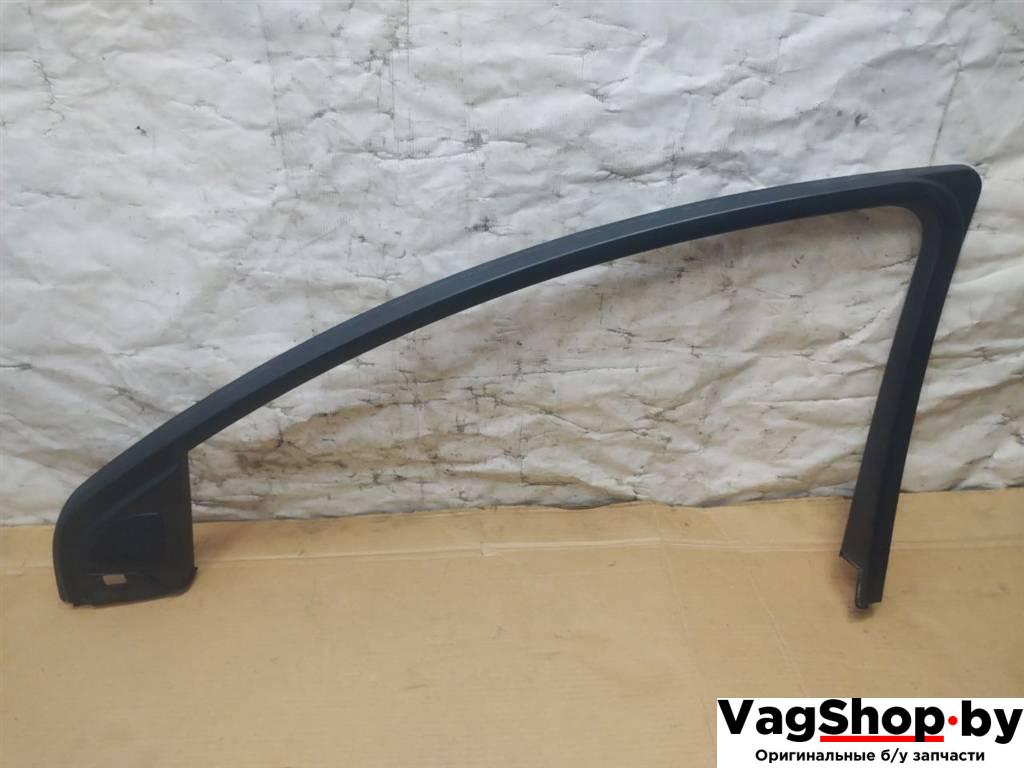 накладка декоративная Audi Q7 4L 2007, 3.0 л., TDi, BUG, дизель, АКПП, черный, внедорожник 5 дв., полный привод, 4L08676104PK - фото №1