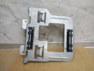 кронштейн (крепление) Volkswagen Caddy 3 поколение [рестайлинг] 2012, 2.0 л., TDi, CFH, дизель, МКПП, белый, минивэн, передний привод, 1T0906216L