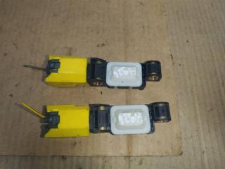 датчик удара Volkswagen Touareg 1 поколение [рестайлинг] 2009, 3.0 л., TDi, BKS, дизель, АКПП, серый, внедорожник 5 дв., полный привод, 7L0909606B