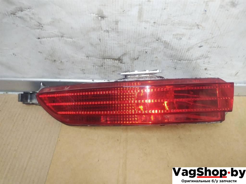 фонарь противотуманный левый Volkswagen Touareg 2 поколение 2012, 3.6 л., FSI, CGR, бензин, АКПП, серебро, внедорожник 5 дв., полный привод, 7P6945701C, 6Q0035575B - фото №1