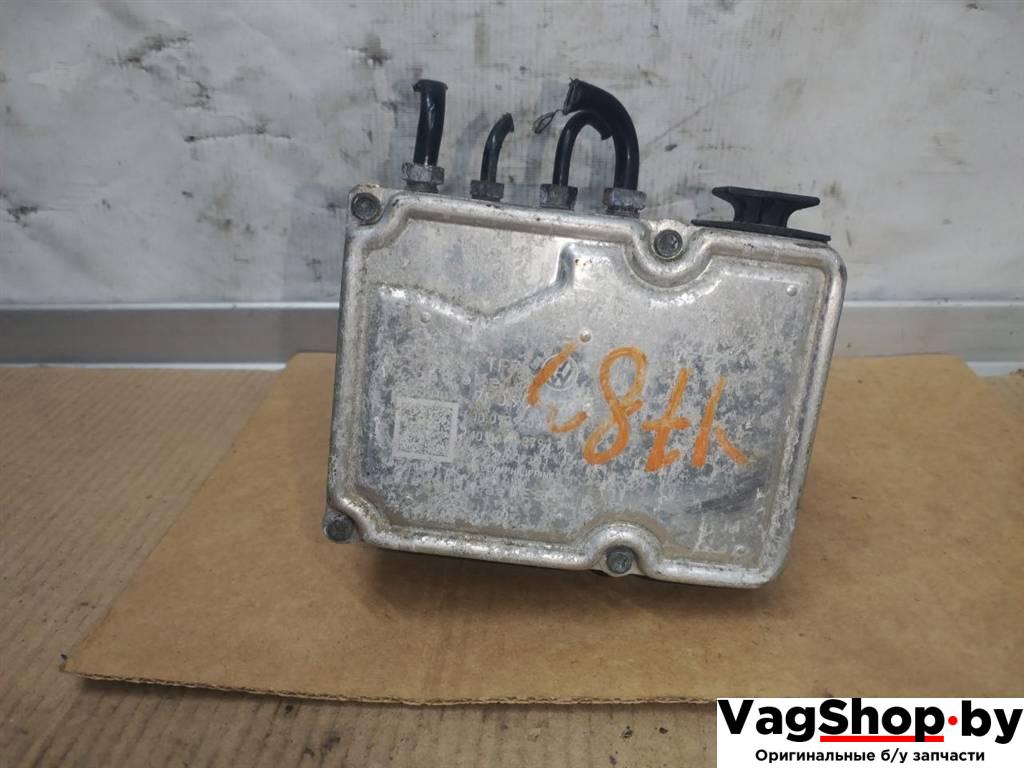 блок ABS Volkswagen Touareg 2 поколение 2012, 3.6 л., FSI, CGR, бензин, АКПП, серебро, внедорожник 5 дв., полный привод, 7P0614517K - фото №1