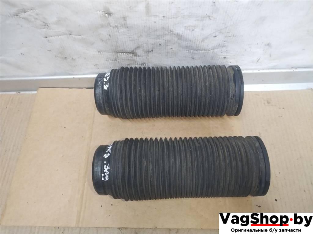 Пыльник амортизатора Volkswagen Touareg 2 поколение 2012, 3.6 л., FSI, CGR, бензин, АКПП, серебро, внедорожник 5 дв., полный привод, 7P0412137 - фото №1