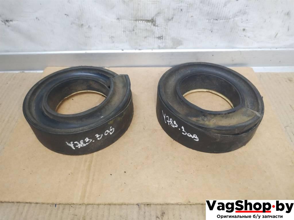 опора амортизатора нижняя (чашка) Volkswagen Touareg 2 поколение 2012, 3.6 л., FSI, CGR, бензин, АКПП, серебро, внедорожник 5 дв., полный привод, 7P0411189A - фото №1