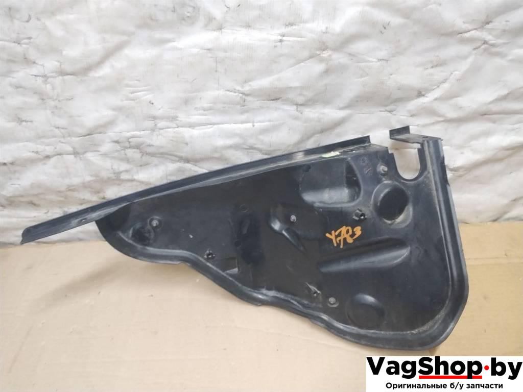 Шумоизоляция моторного отсека Volkswagen Touareg 2 поколение 2012, 3.6 л., FSI, CGR, бензин, АКПП, серебро, внедорожник 5 дв., полный привод, 7P6819511 - фото №1